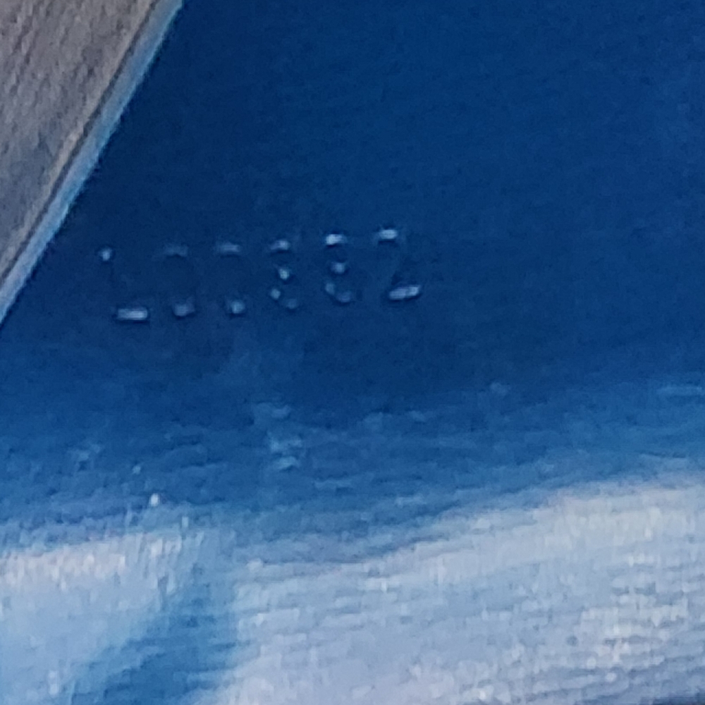 Louis Vuitton Blue Epi Bifold ID Card Holder - Picture 7 of 7